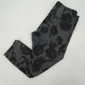 Lululemon Womens Crop Leggings Sz. 8 Grey Black EUC Floral Wunder Under Workout